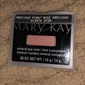 New in box, Mary Kay eyeshadow